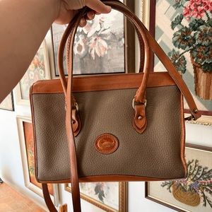 Large leather dooney and bourke vintage shoulder bag handbag